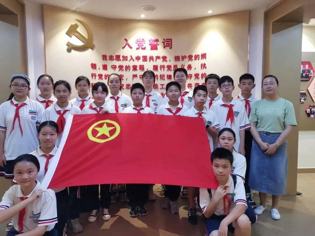 泉城迎新春 小城过大年丨图书馆里过大年